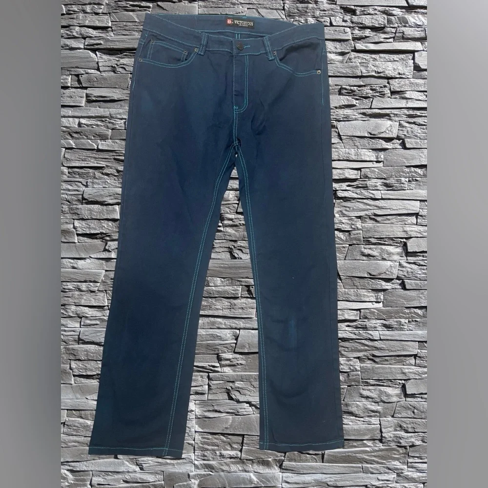 Vintage 90s men’s jeans.‎ Victorious. 36 x 30.